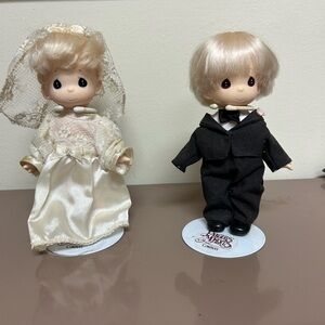 Precious Moments Cream and White Figurine